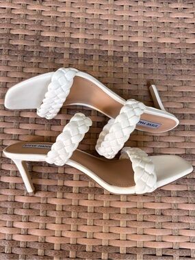 Steve Madden White Braided Double Strap Heeled Sandals Size 10